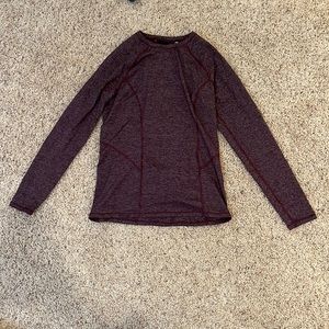 Women's athletic long sleeve top